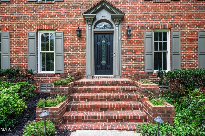 10320 Grafton Rd, Raleigh, NC 27615
