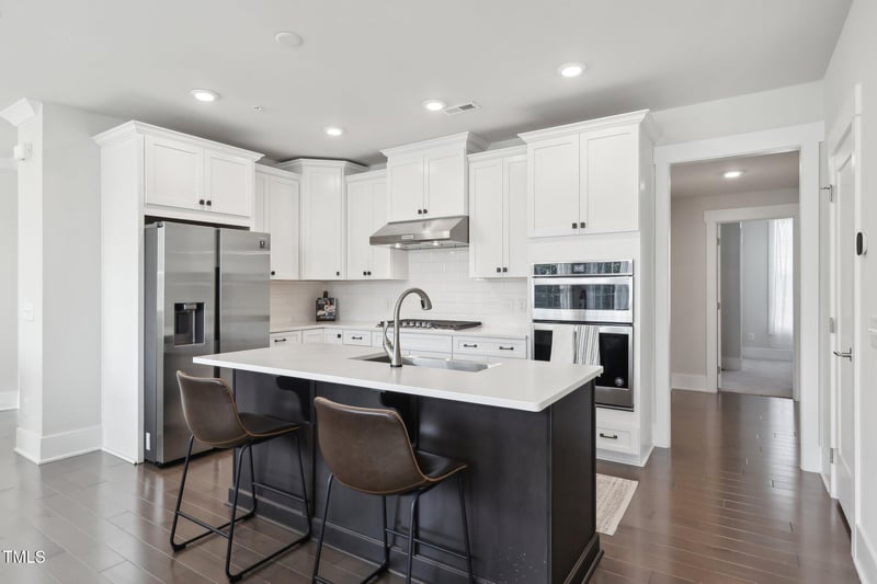 10320 Sablewood Dr #107, Raleigh, NC 27617