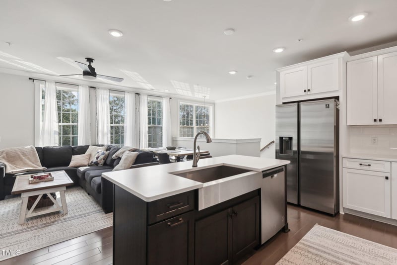 10320 Sablewood Dr #107, Raleigh, NC 27617