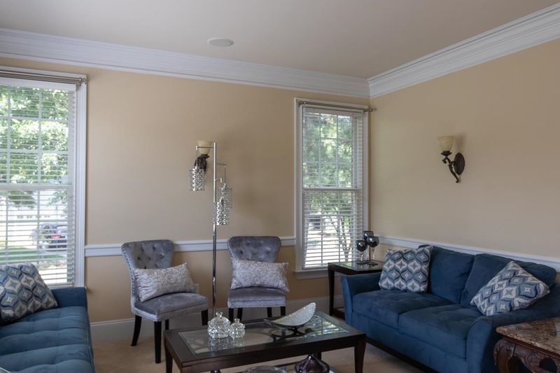 10320 Sporting Club Dr, Raleigh, NC 27617