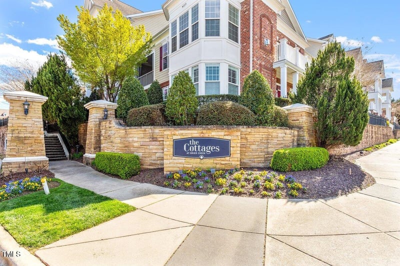 10321 Sablewood Dr #108, Raleigh, NC 27617