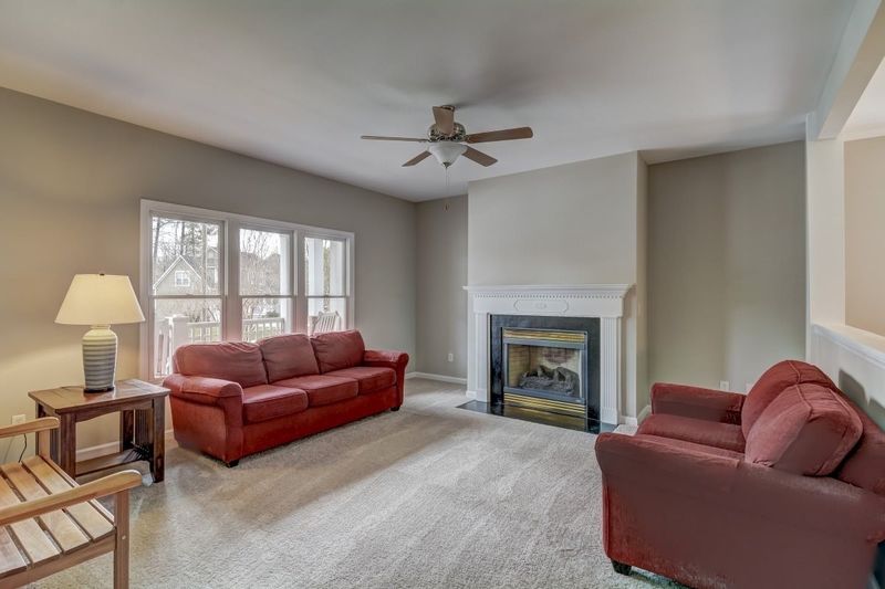 10324 River Bank Dr, Raleigh, NC 27614
