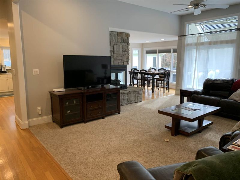 10325 Old Warden Rd, Raleigh, NC 27615