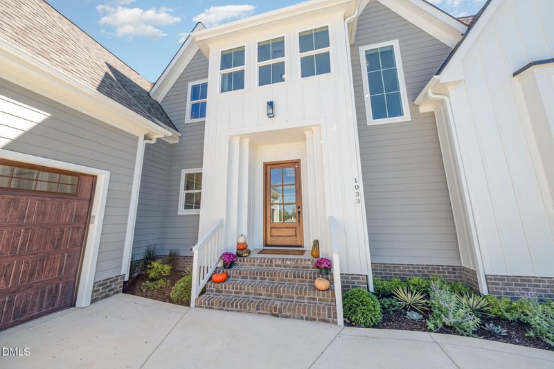 1033 Azalea Garden Cir, Raleigh, NC 27603