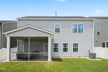 1033 Bellewood Park Dr, Angier, NC 27501