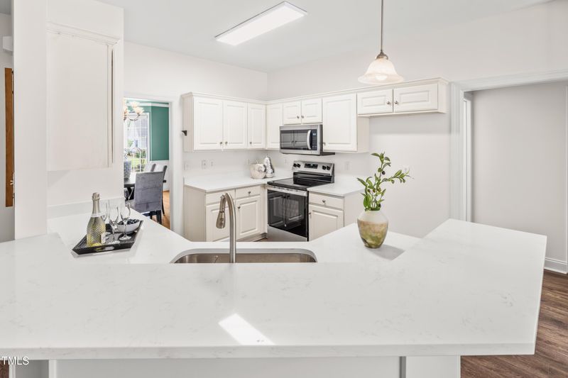 1033 Cabin Hill Way, Garner, NC 27529