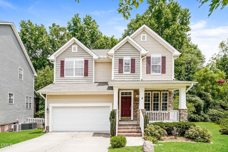 1033 Crystalwater Dr, Fuquay Varina, NC 27526