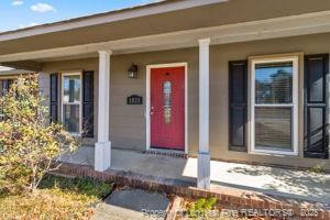 1033 Oakstone Dr, Fayetteville, NC 28314