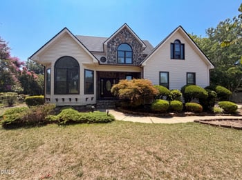 1033 Panther Hill Ln, Raleigh, NC 27603