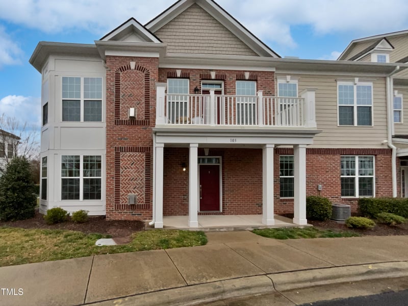 10330 Sablewood Dr #103, Raleigh, NC 27617