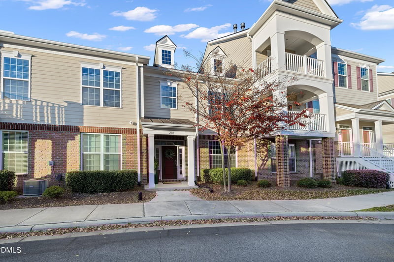 10330 Sablewood Dr #203, Raleigh, NC 27617