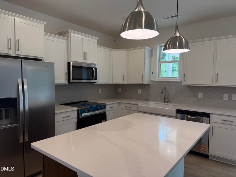10333 Hamish Dr, Zebulon, NC 27597