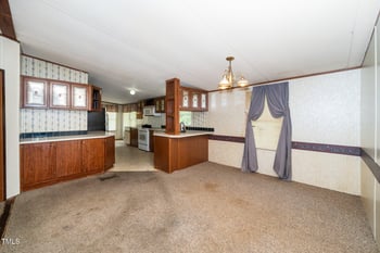 1034 Apple Blossom Ln, Burlington, NC 27217
