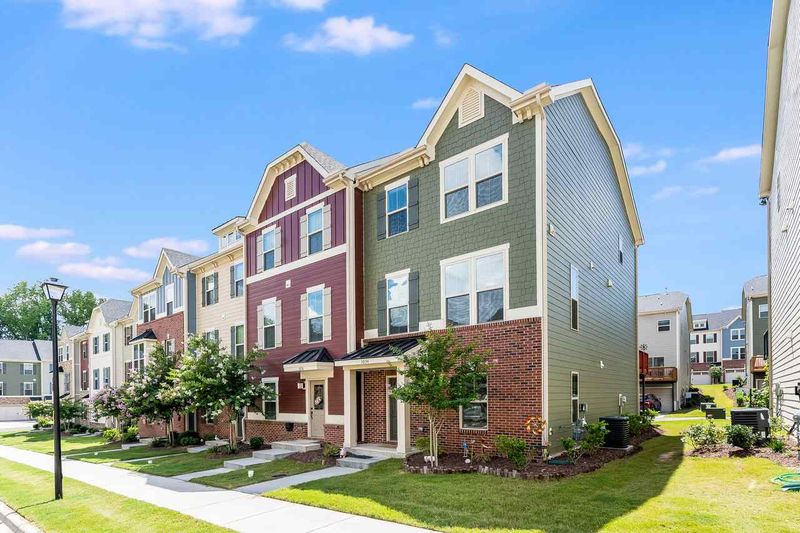 1034 Brownsmith Dr, Apex, NC 27502