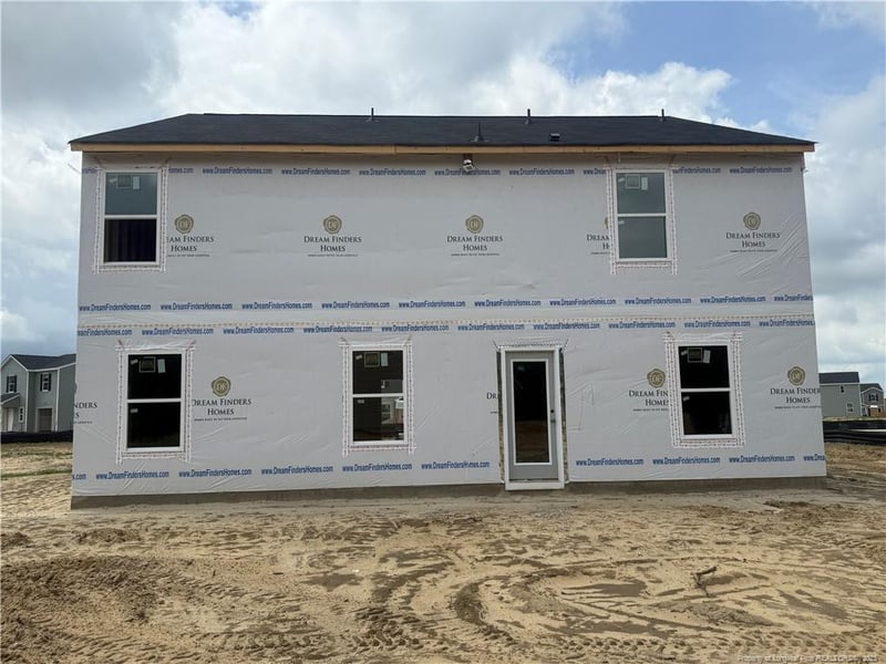 1034 Emerald Stone Loop, Hope Mills, NC 28348