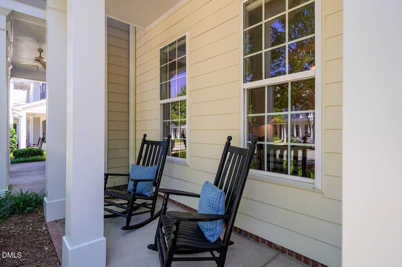 1034 Philpott Dr, Chapel Hill, NC 27517