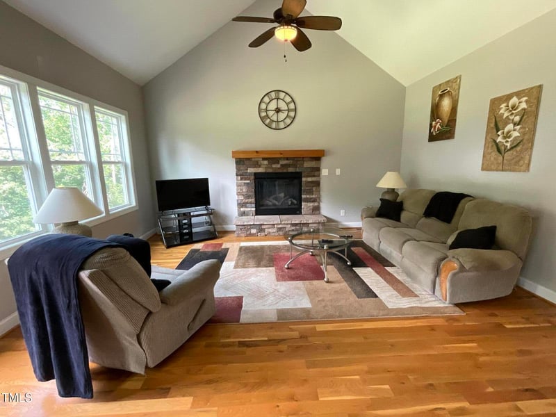 1034 Snapdragon Dr, Wake Forest, NC 27587