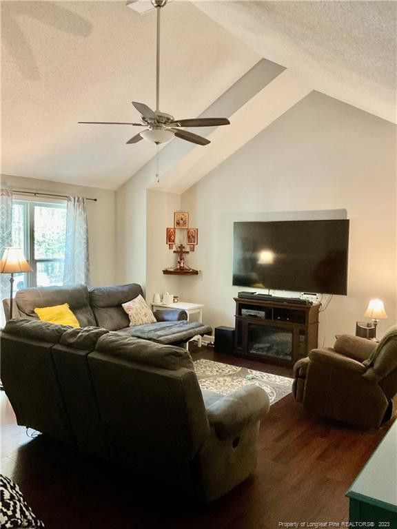1034 Windrace Trl, Sanford, NC 27332