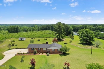 1035 Aquilla Rd, Benson, NC 27524