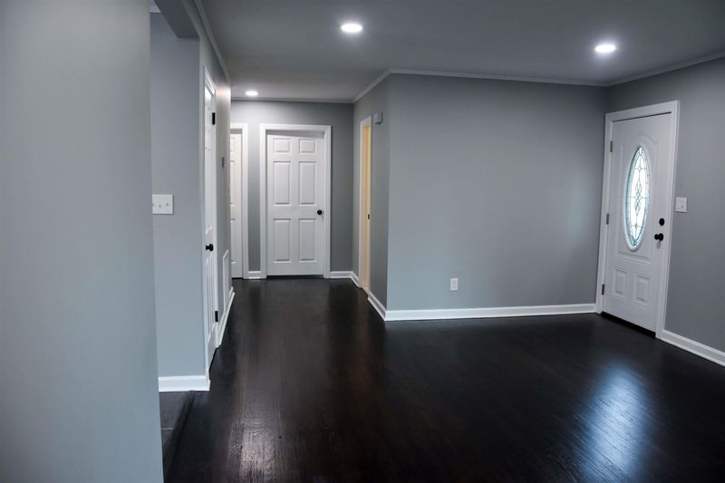1035 Grace Ave, Burlington, NC 27217