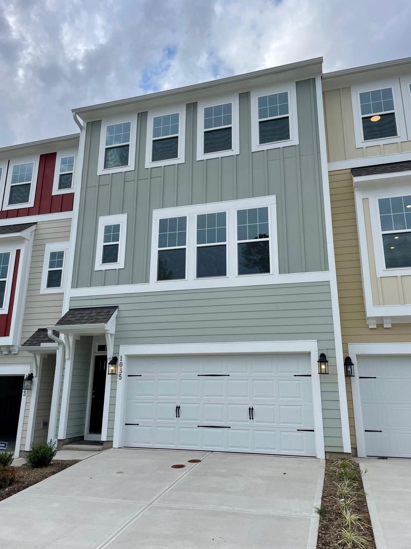 1035 Manorhaven Dr #9, Durham, NC 27703