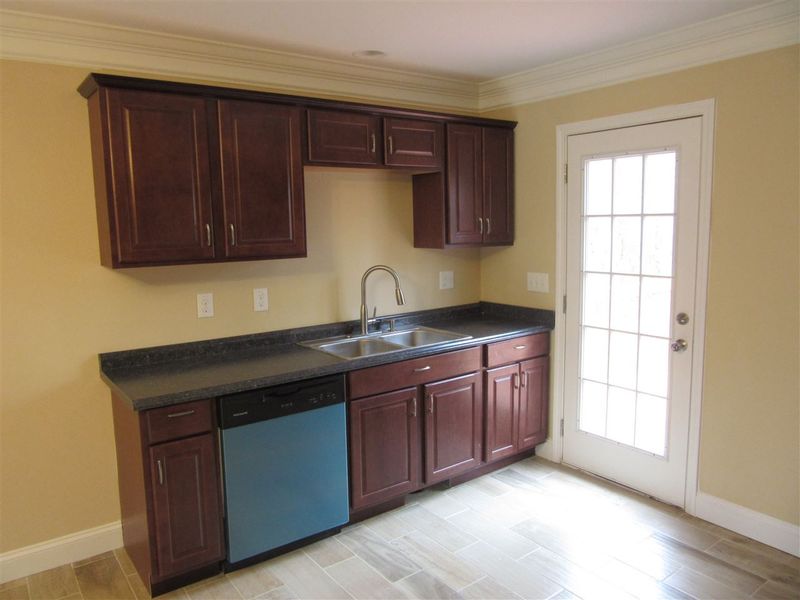10355 Pasture Rd, Middlesex, NC 27557