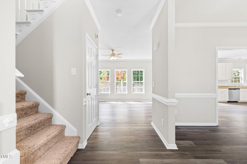1036 Blue River Farm Dr, Raleigh, NC 27603
