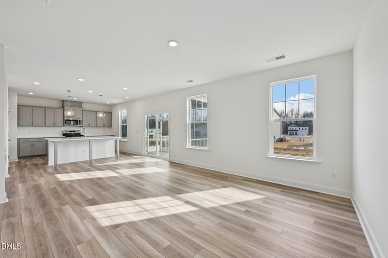 1036 Bolton Pointe Dr, Zebulon, NC 27597