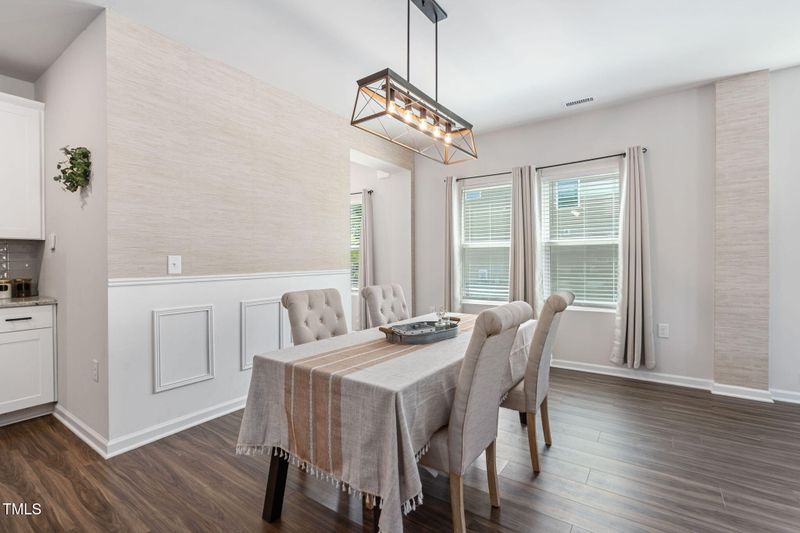 1036 S Fieldhaven Dr, Fuquay Varina, NC 27526