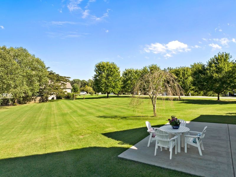 1036 Heather Ln, Wake Forest, NC 27522