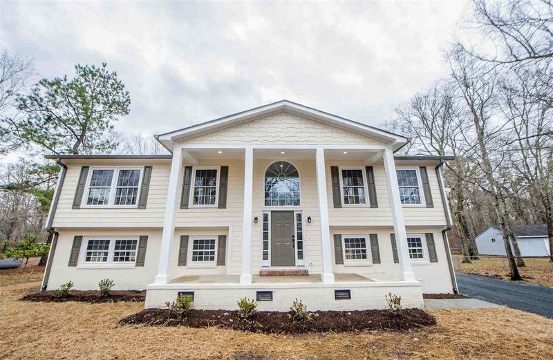 1036 Lakeside Dr, Durham, NC 27712