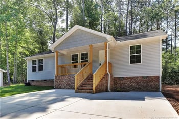 1036 Meadow Reach Trl, Sanford, NC 27332