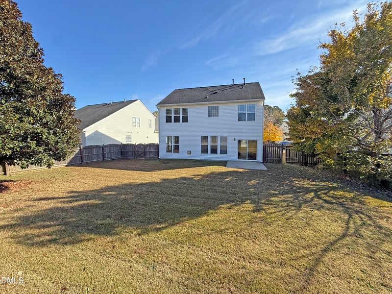 1036 Steelhorse Dr, Fuquay Varina, NC 27526