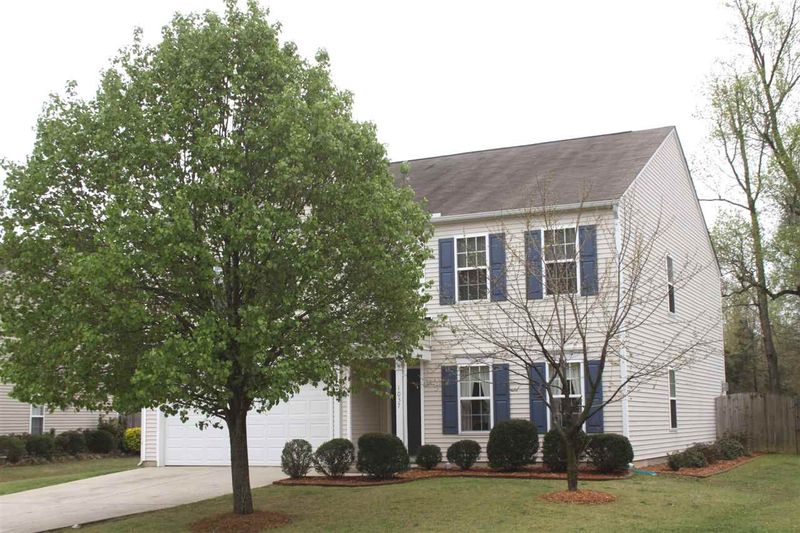 1037 Breeze Ln, Clayton, NC 27520