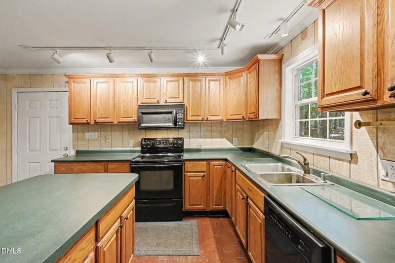 1037 Graham Sherron Rd, Wake Forest, NC 27587