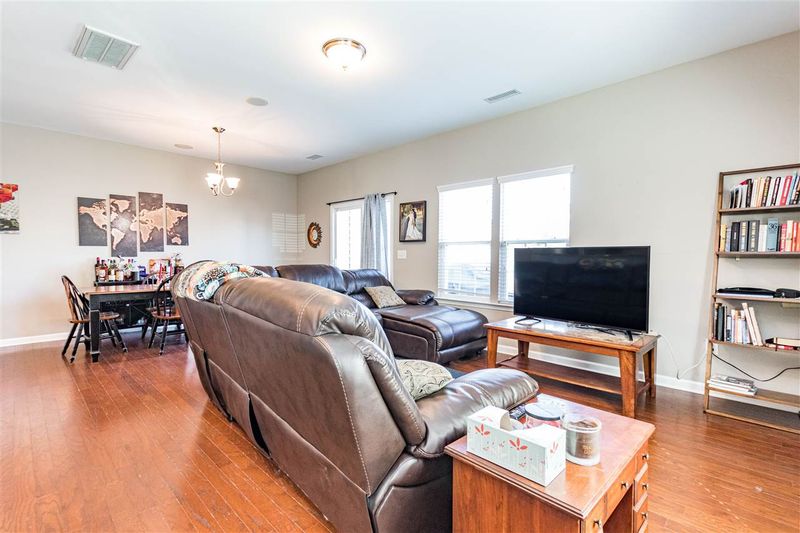 1037 Ileagnes Dr, Raleigh, NC 27603