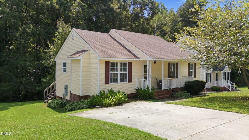 1037 Laurel Leaf Rd, Zebulon, NC 27597