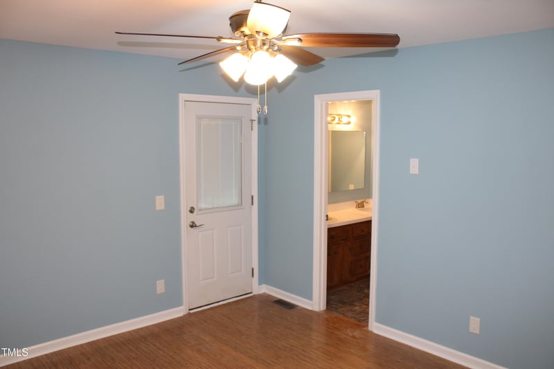 1037 Olive Dr, Garner, NC 27529
