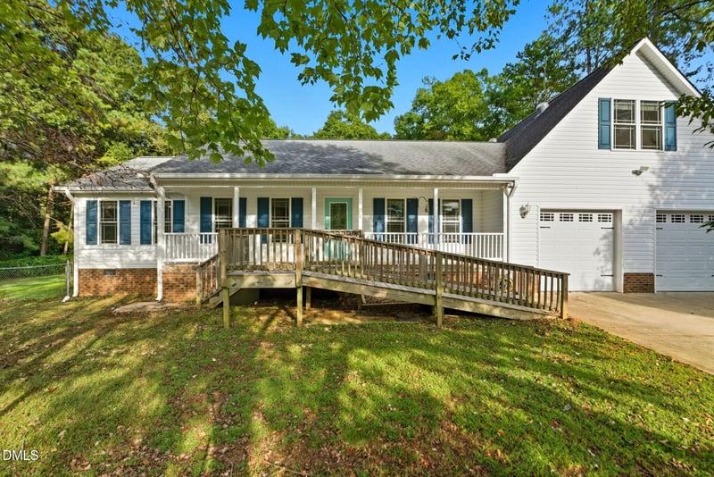 1037 Olive Dr, Garner, NC 27529