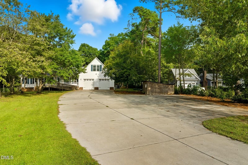 1037 Olive Dr, Garner, NC 27529