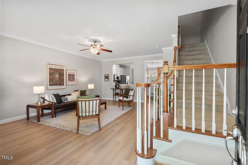 1037 Philpott Dr, Chapel Hill, NC 27517