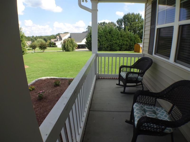 1037 Snapdragon Dr, Wake Forest, NC 27587