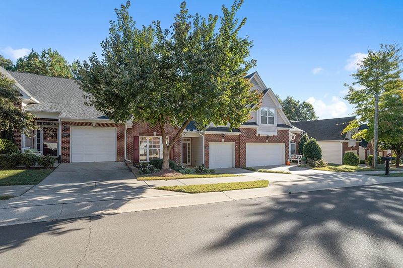 10372 Dapping Dr, Raleigh, NC 27614
