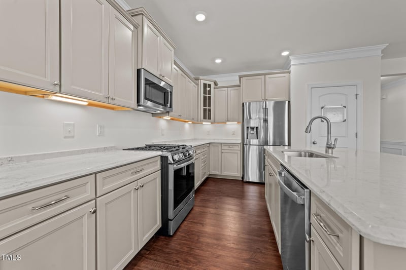 1039 Brockton Dr, Mebane, NC 27302