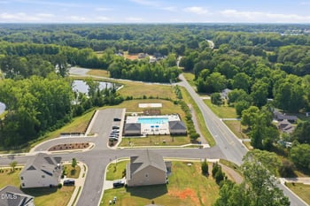 1039 Brockton Dr, Mebane, NC 27302
