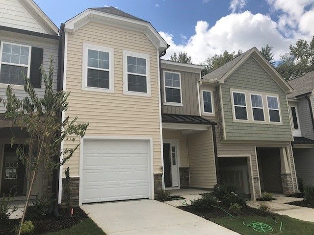 1039 Coldstream Ln #104, Burlington, NC 27215