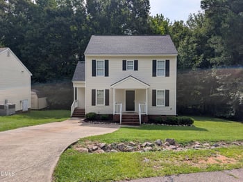 1039 Laurel Leaf Rd, Zebulon, NC 27597