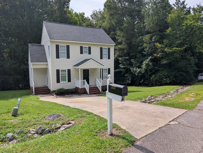 1039 Laurel Leaf Rd, Zebulon, NC 27597