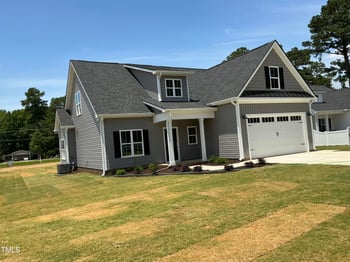 1039 Lincoln St, Benson, NC 27504