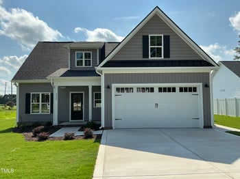 1039 Lincoln St, Benson, NC 27504